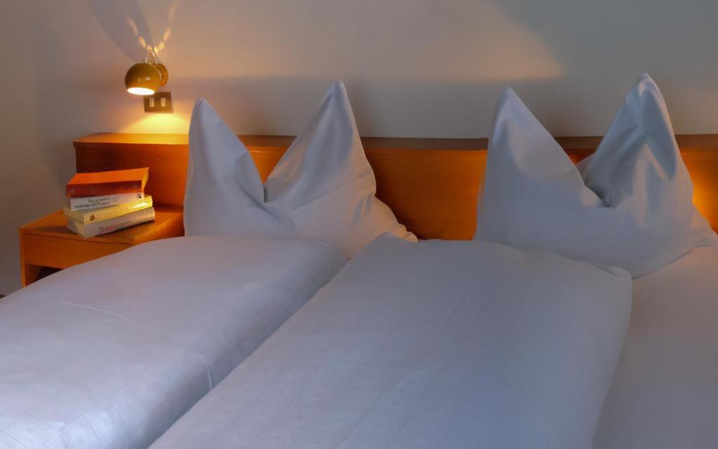 Hotel Adler Carezza Nova Levante Camera foto